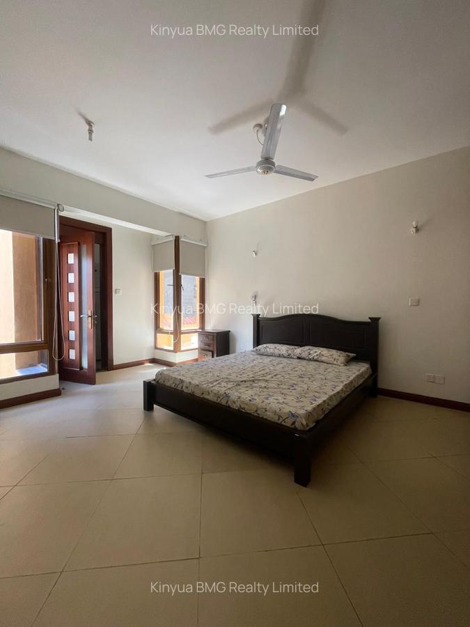 Serviced 2 Bed Apartment with En Suite in Nyali Area - 4