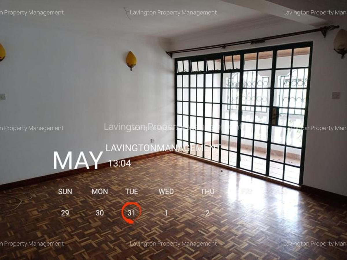 4 Bed Townhouse with En Suite at Lavington Green - 12