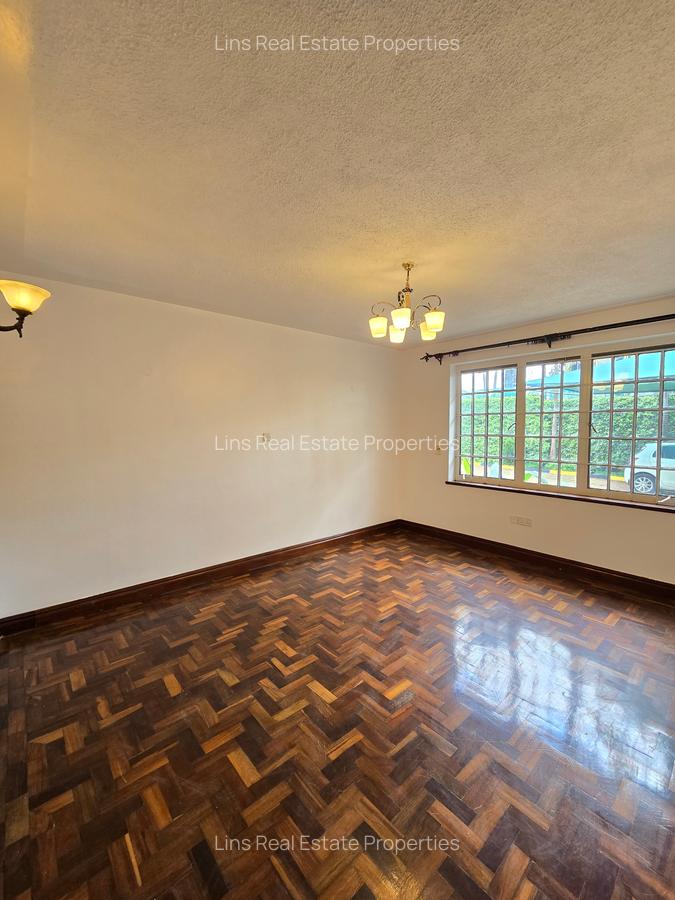 5 Bed House with En Suite in Runda - 6