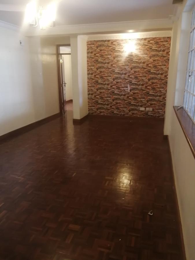 1 bed apartment with en suite at kileleshwa