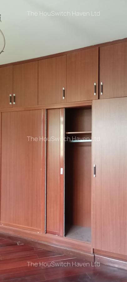 5 Bed Townhouse with En Suite at Off Isaac Gathanju Rd - 15