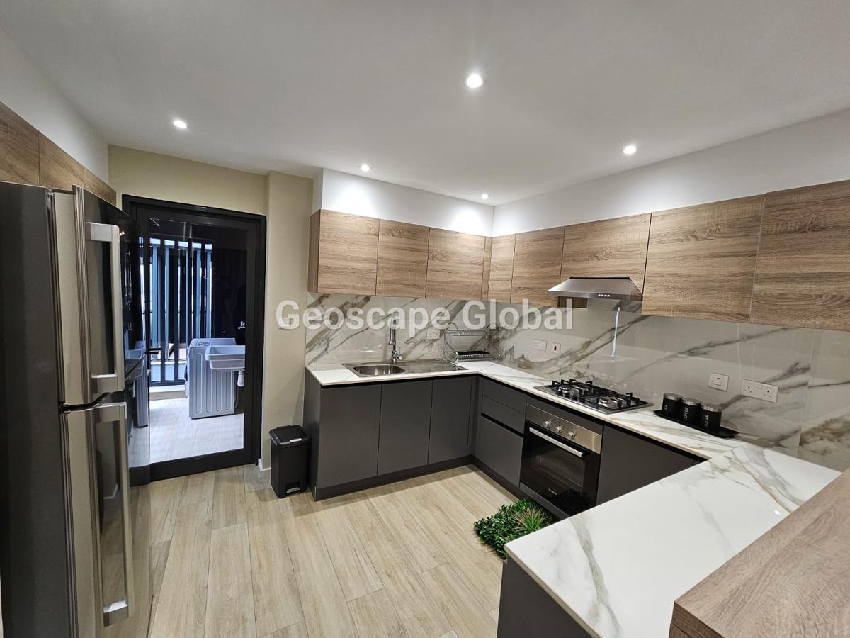 Furnished 3 Bed Apartment with En Suite in Riverside - 4