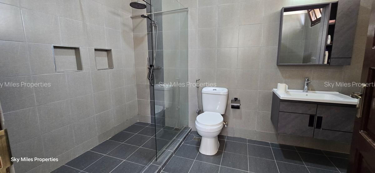 4 Bed Villa with En Suite at Serena - 14