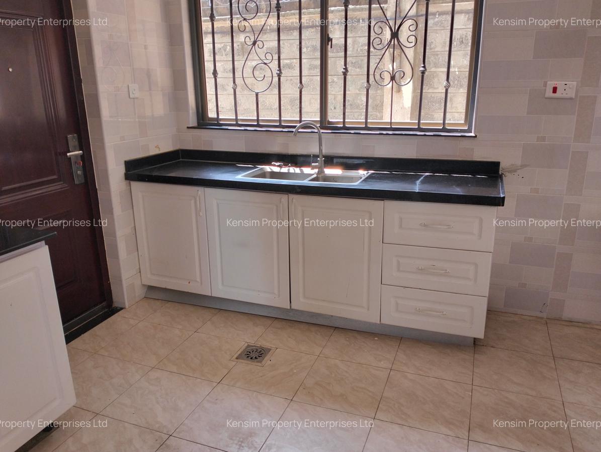 5 Bed Townhouse with En Suite in Lavington - 5