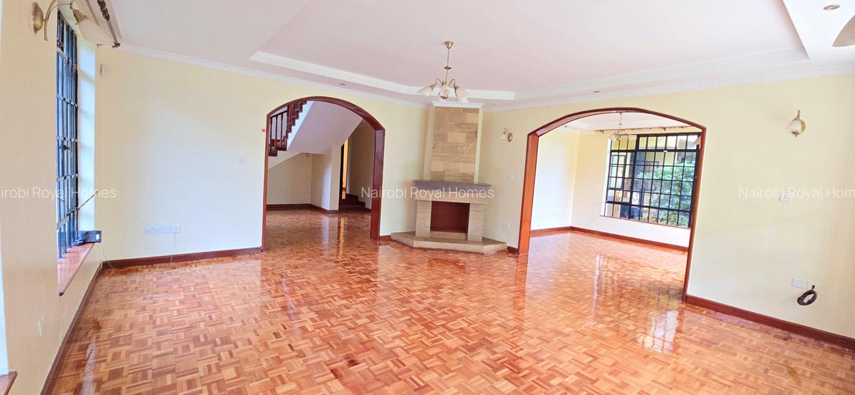4 Bed Townhouse with En Suite at Lavington Green - 5