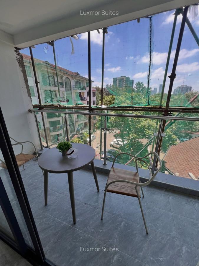 Serviced 2 Bed Apartment with En Suite at Church Road - 2