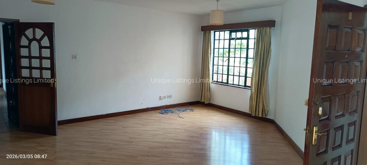 3 Bed Apartment with Swimming Pool in Spring Valley - 6