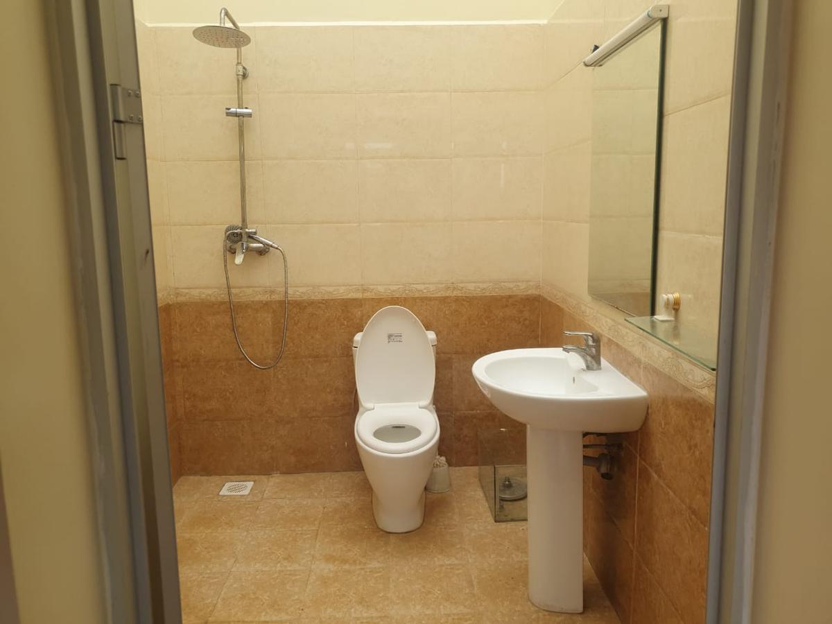 4 Bed Apartment with En Suite in Lavington - 15