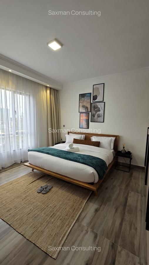 Serviced 2 Bed Apartment with En Suite in Westlands Area - 11