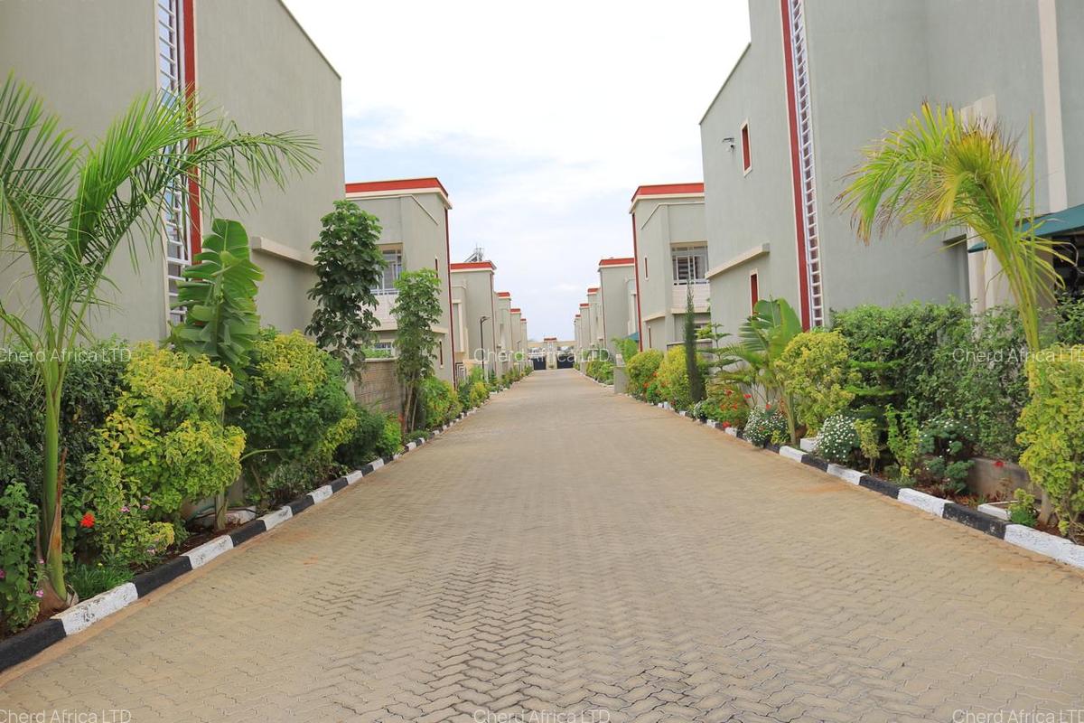 4 Bed Villa with En Suite at Muigai - 3