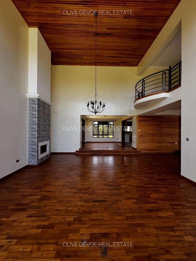 5 Bed Villa with En Suite in Runda - 5