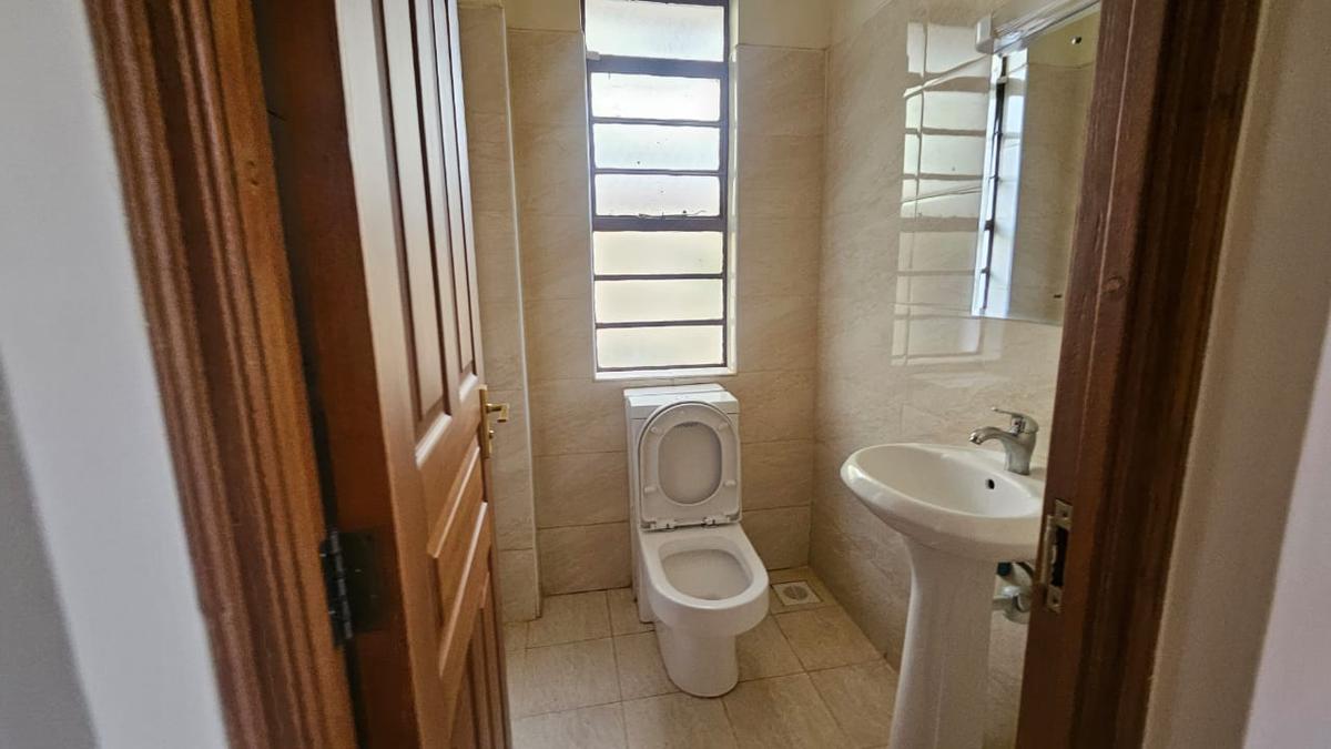 4 Bed House with En Suite at Off Kiambu Road - 7