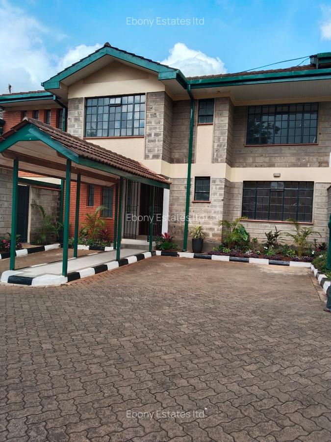 4 Bed Townhouse with En Suite in Lavington - 13