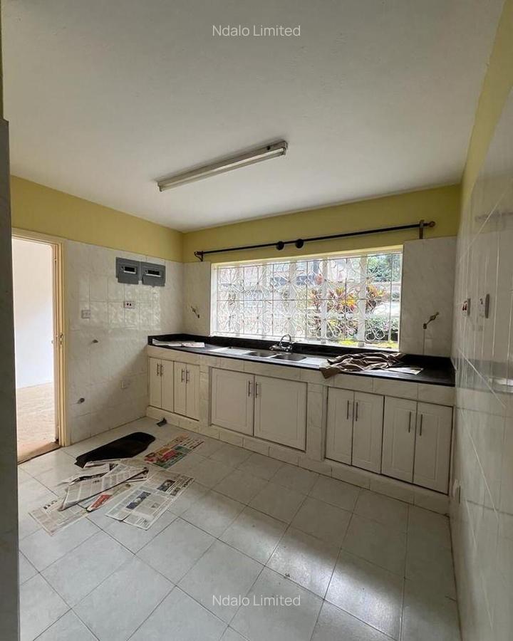 4 Bed Townhouse with En Suite at Kilimani - 6
