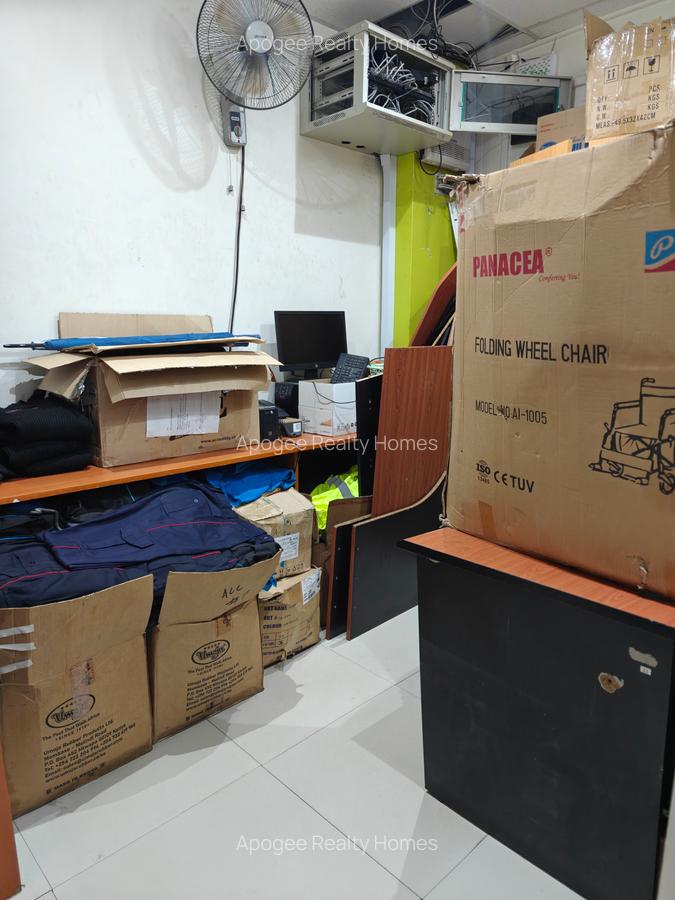 Furnished 1,200 ft² Office with Service Charge Included at Parklands - 12