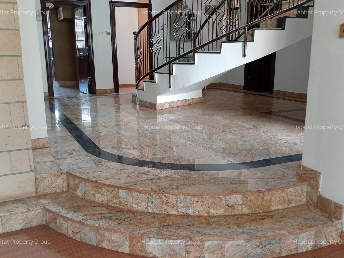 5 Bed Townhouse at Convent Road - 16