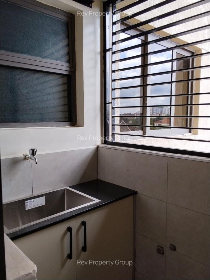 1 Bed Apartment with En Suite in Kilimani - 10