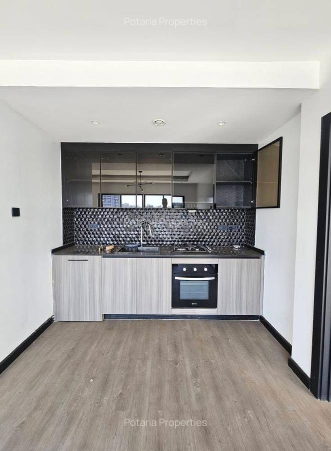 2 Bed Apartment with En Suite in Westlands Area - 4