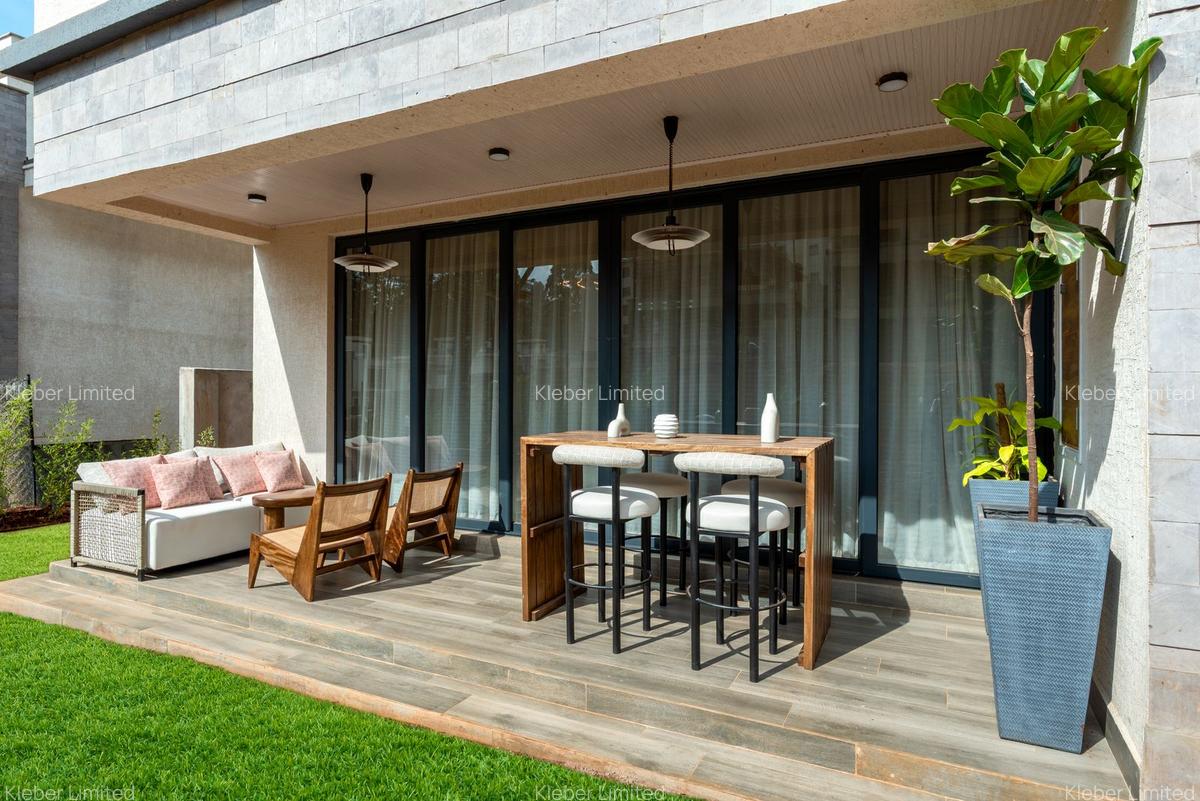 5 Bed Townhouse with En Suite in Loresho - 13