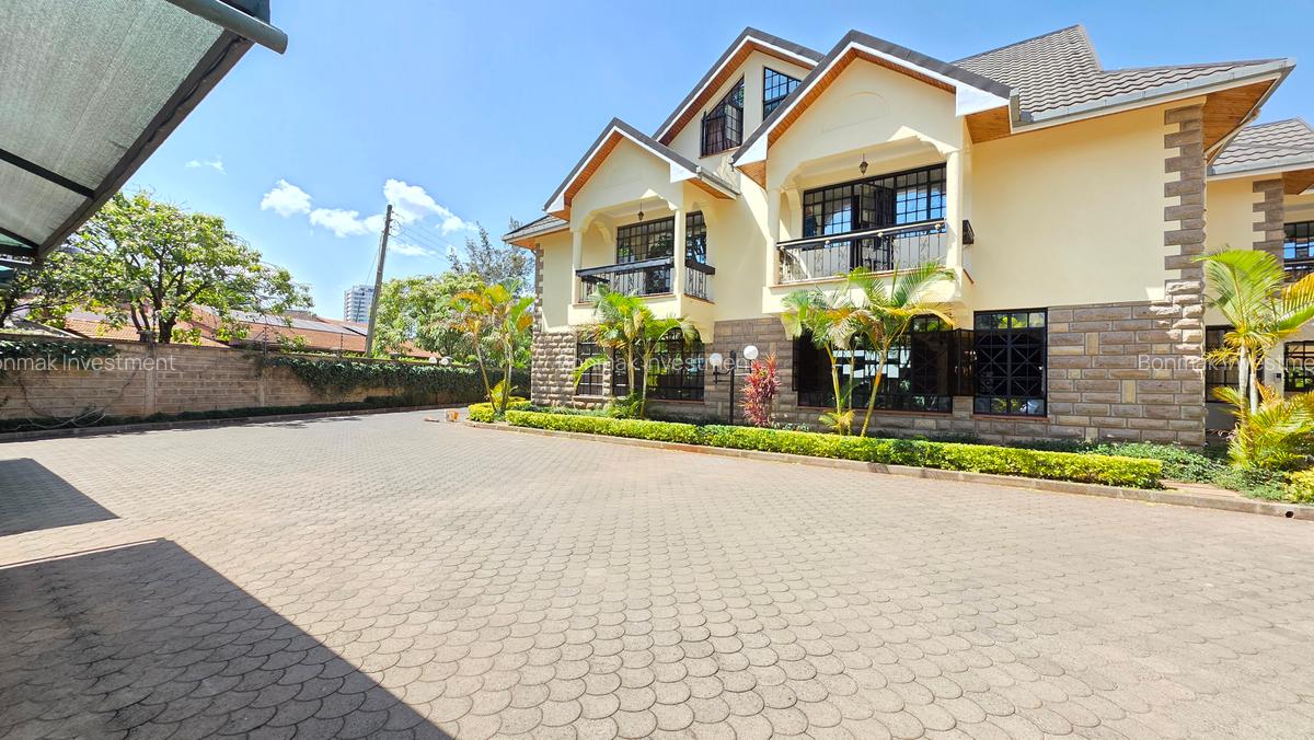 4 Bed Townhouse with En Suite at Kaputei Gardens - 3