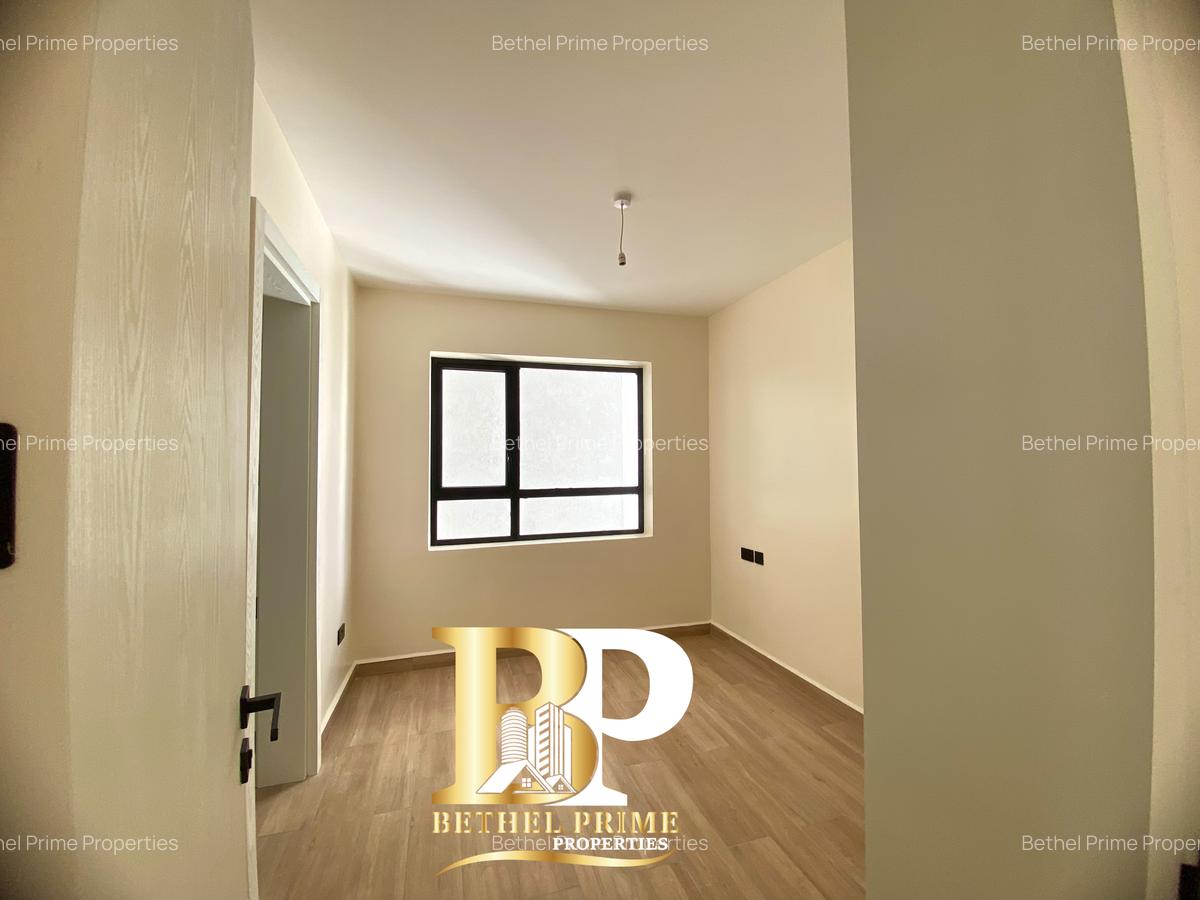 4 Bed Apartment with En Suite in General Mathenge - 10