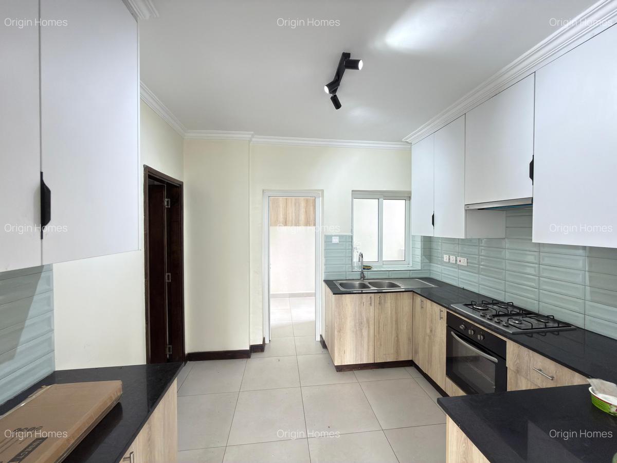 3 Bed Apartment with En Suite at Mombasa Road - 6
