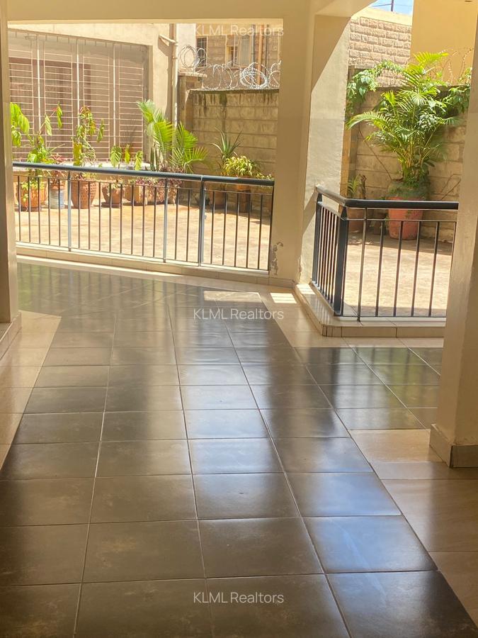 2 Bed Apartment with En Suite at Kindaruma Road - 6