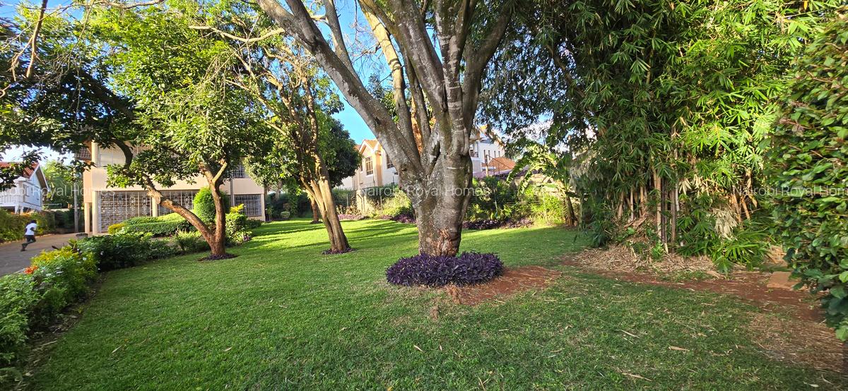 5 Bed House with En Suite at Runda Road - 11