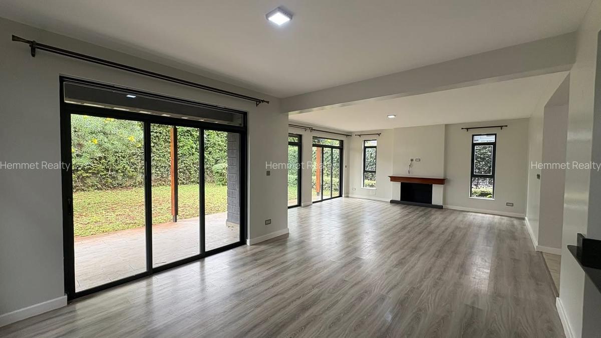 4 Bed Townhouse with En Suite in Runda - 2