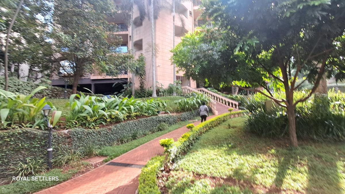 Furnished 3 Bed Apartment with En Suite at Brookside Gardens - 2