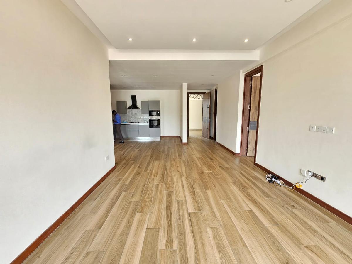 2 Bed Apartment with En Suite at Peponi Road - 4