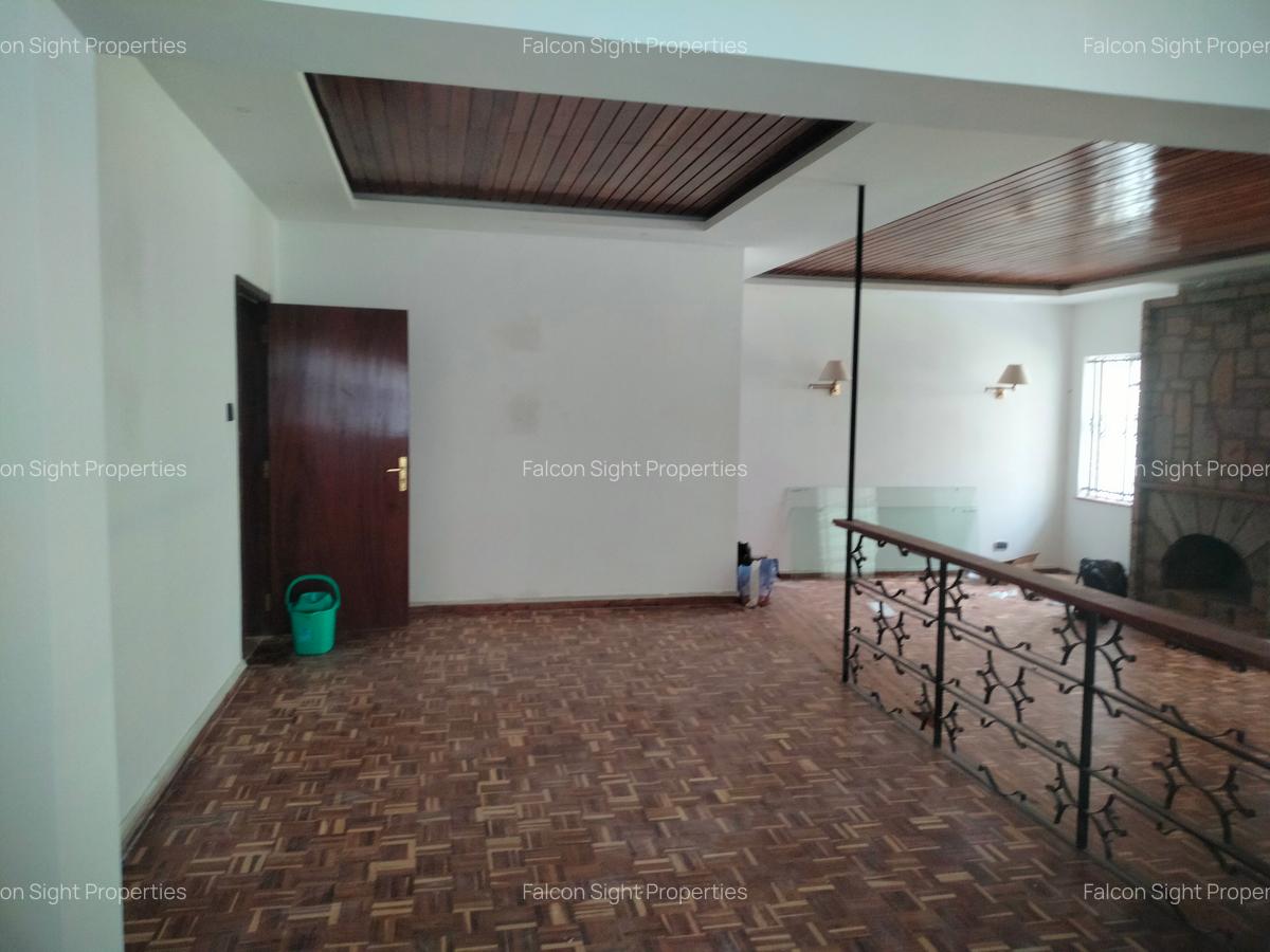 4 Bed Townhouse with Garden at Old Muthaiga - 6