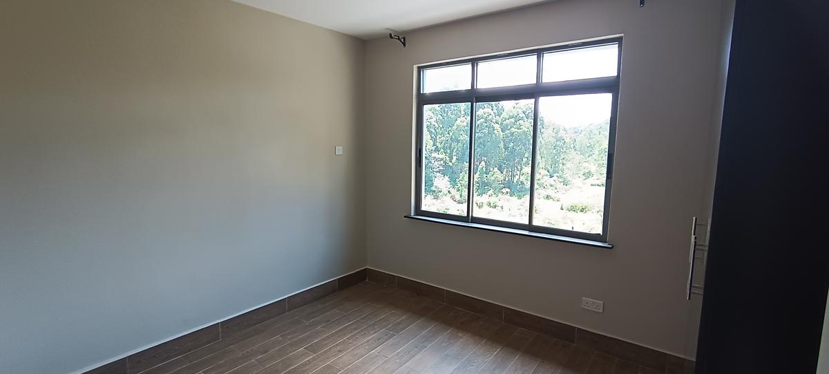 2 Bed Apartment with En Suite in Kitisuru - 13