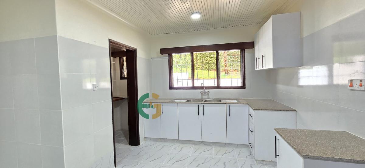 5 Bed House with En Suite in Gigiri - 10