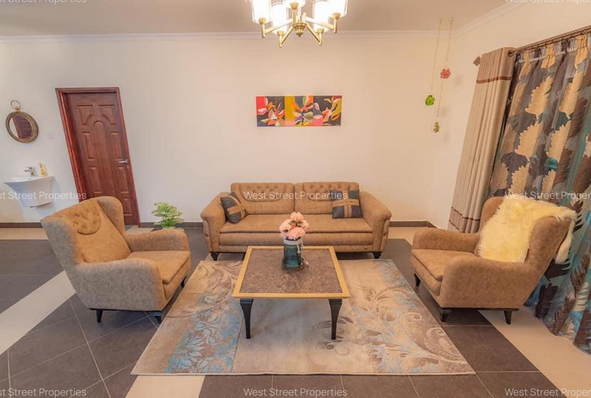 2 Bed Apartment with En Suite at Lavington - 6