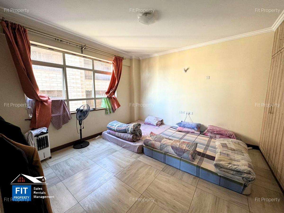 3 Bed Apartment with En Suite in Parklands - 13