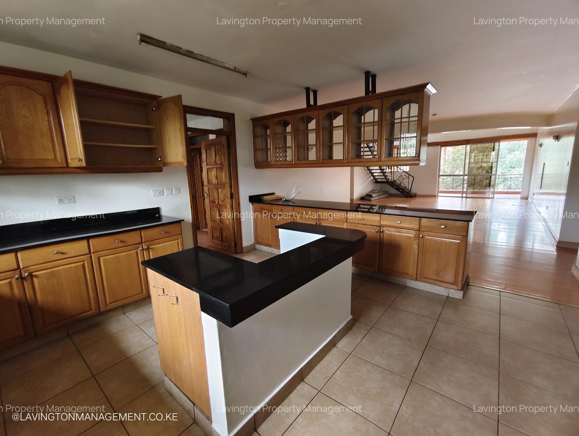 4 Bed Apartment with En Suite at Lavington Green - 11