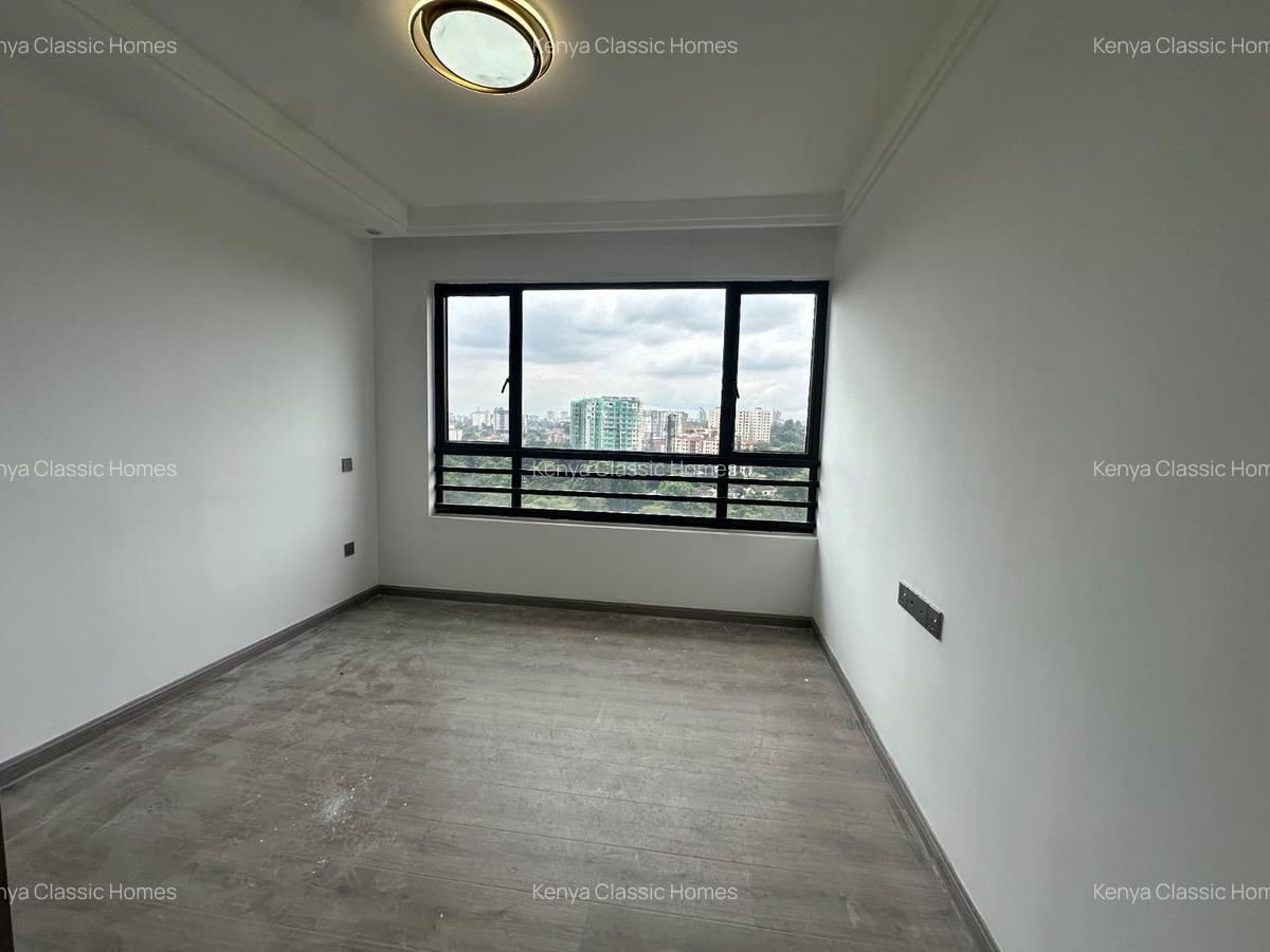 3 Bed Apartment with En Suite at Riverside - 7