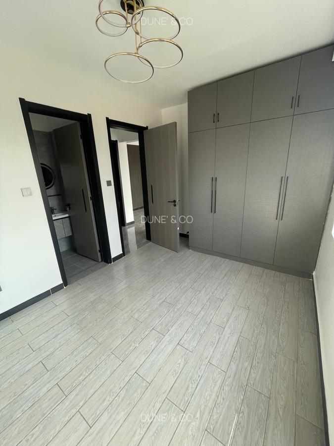 2 Bed Apartment with En Suite in Lavington - 13