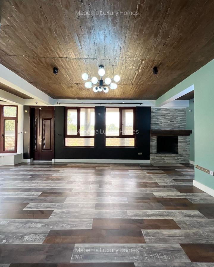 4 Bed House with En Suite at Karen - 9