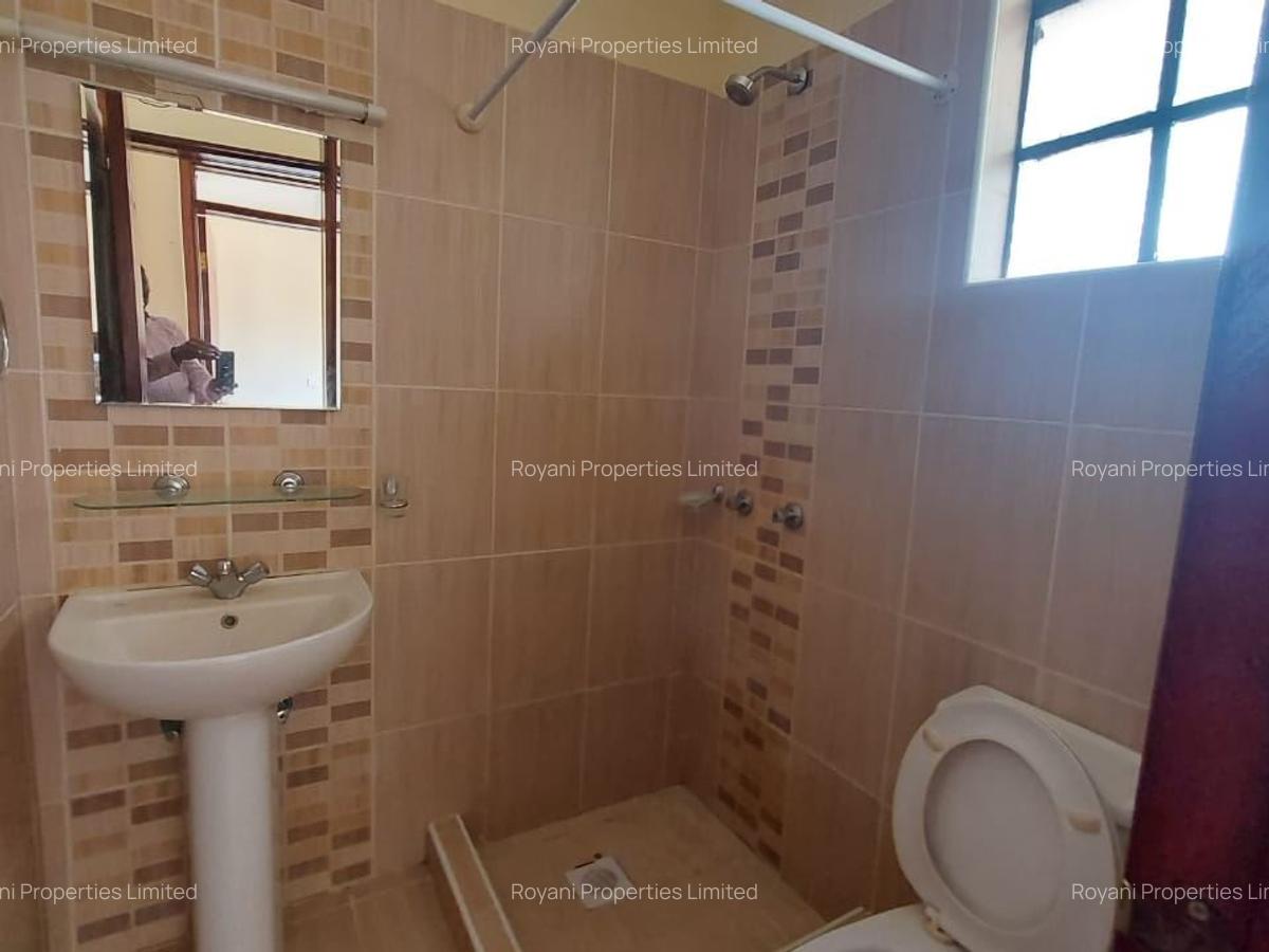 2 Bed Apartment with En Suite at Fourways Junction Estate - 11