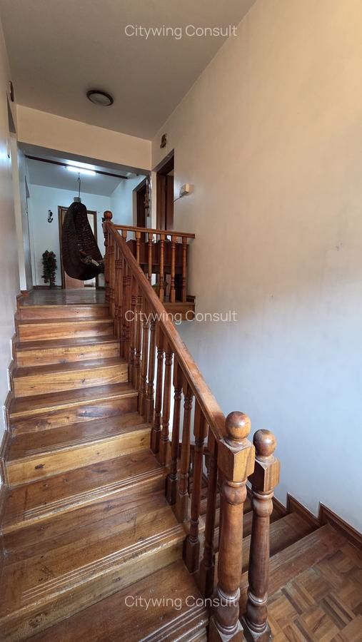 5 Bed Apartment with En Suite at Mpaka Road - 11