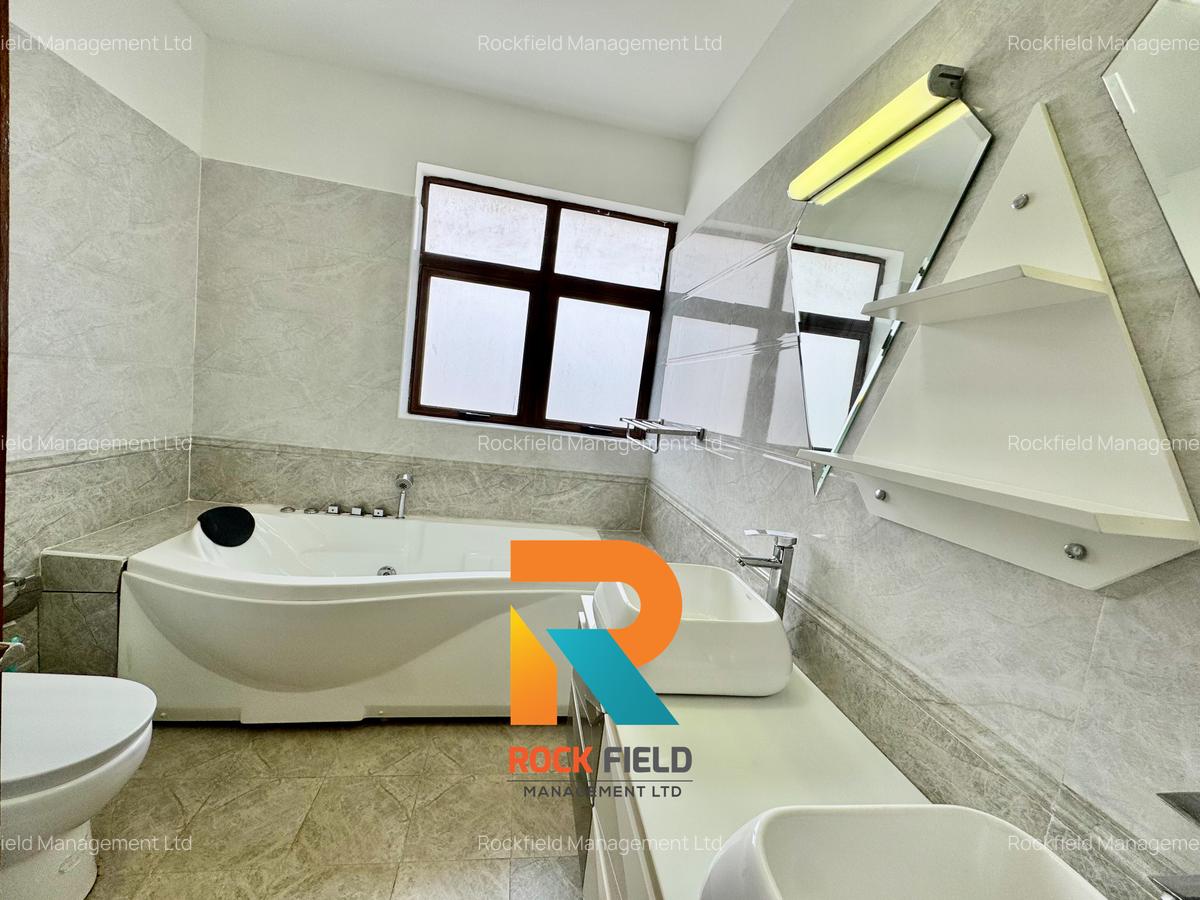 4 Bed Townhouse with En Suite in Runda - 15