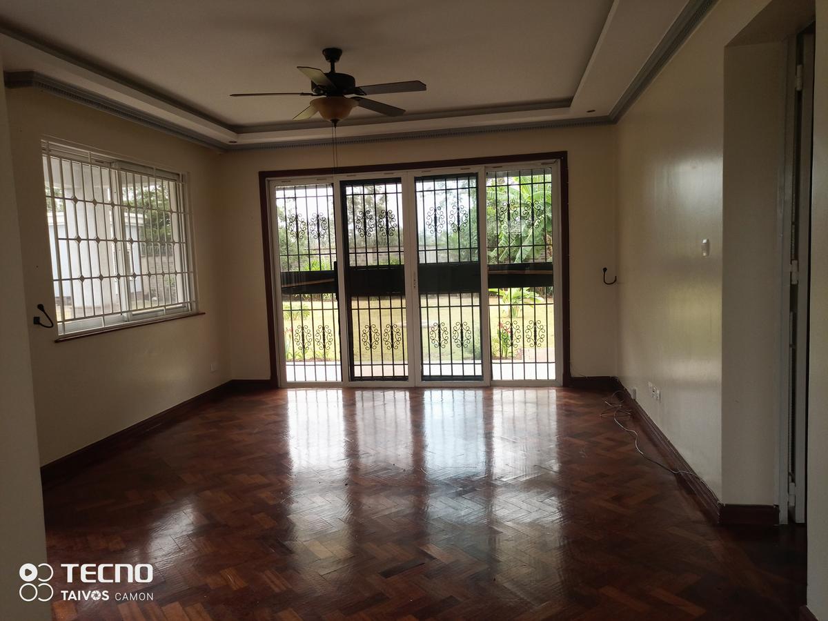 2 Bed Apartment with En Suite at Off Glory Road - 8