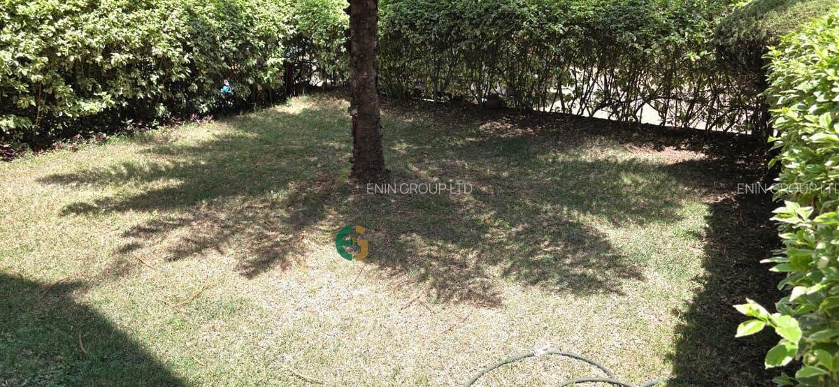 4 Bed Townhouse with En Suite in Lavington - 20