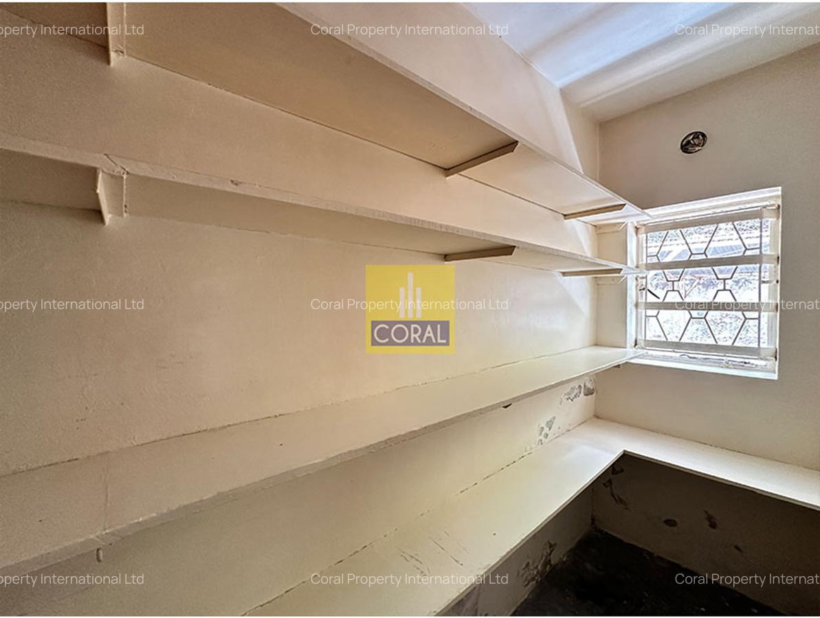 4 Bed Apartment in Parklands - 5