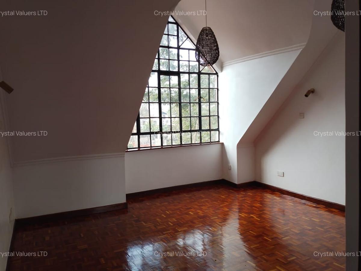 4 Bed Townhouse with En Suite in Kiambu Road - 10