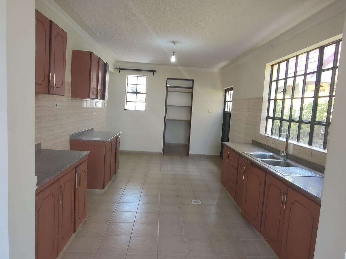 5 Bed Villa with En Suite in Ngong - 3