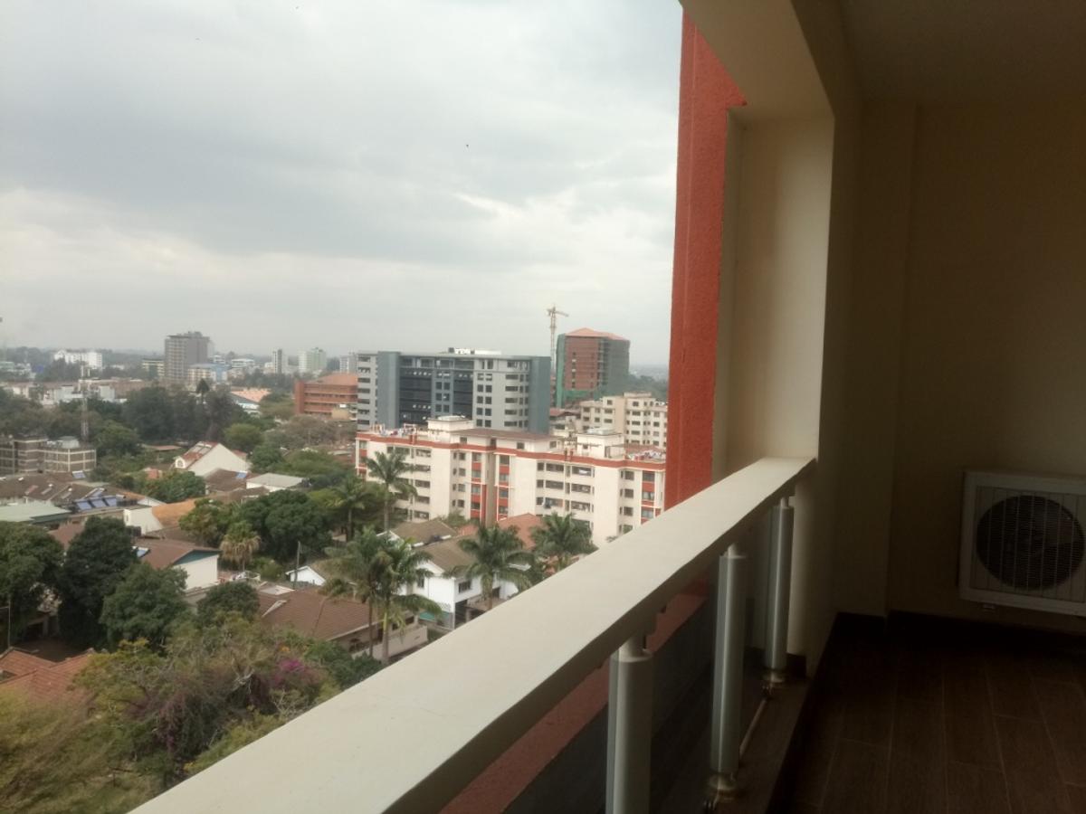 3 Bed Apartment with En Suite at Parklands Estate - 12