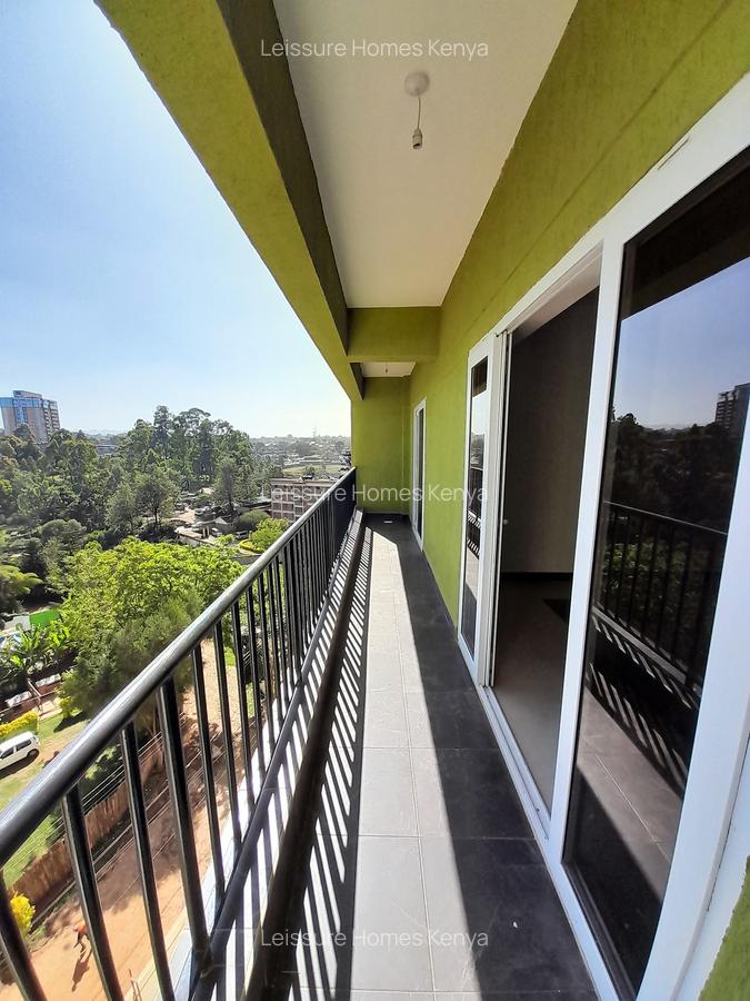 2 Bed Apartment with En Suite at Hatheru Road - 6